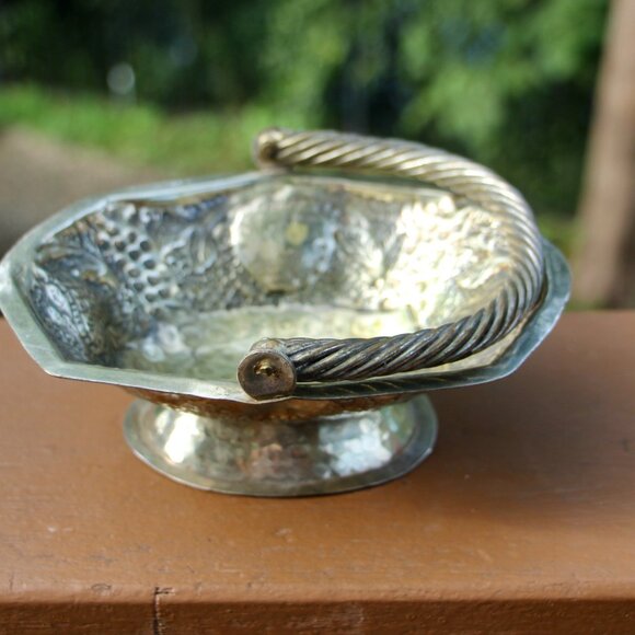 vintage Small silver plated dish with handle - Picture 4 of 8
